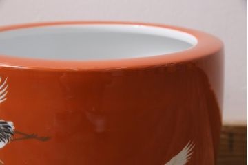 アンティーク雑貨　ノリタケ・則武(日陶)　鶴の図　朱色が目を引く小振りの瀬戸火鉢(手あぶり、鉢カバー)(R-043817)