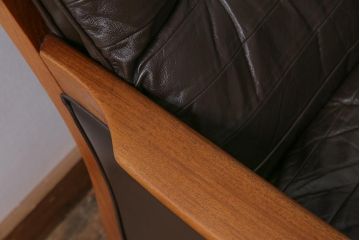 ヴィンテージ家具　オールドマルニ　maruni(マルニ木工)　スタイリッシュなデザインが魅力の一人掛けソファ(1シーター、1Pソファ、ビンテージ)(R-043823)