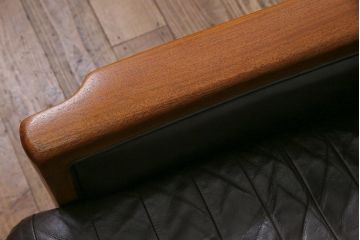 ヴィンテージ家具　オールドマルニ　maruni(マルニ木工)　スタイリッシュなデザインが魅力の一人掛けソファ(1シーター、1Pソファ、ビンテージ)(R-043823)