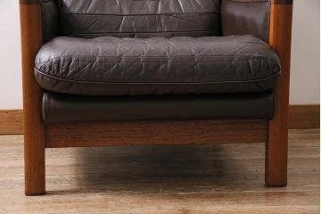 ヴィンテージ家具　オールドマルニ　maruni(マルニ木工)　スタイリッシュなデザインが魅力の一人掛けソファ(1シーター、1Pソファ、ビンテージ)(R-043823)