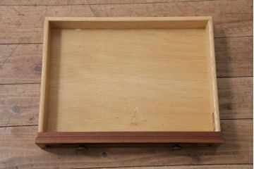 中古　DREXEL HERITAGE(ドレクセルヘリテイジ)　Triune(トライユン)　ナイトスタンド(サイドテーブル、ナイトテーブル、サイドキャビネット)(定価約25万円)(R-043825)