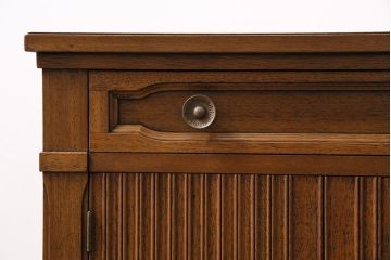 中古　DREXEL HERITAGE(ドレクセルヘリテイジ)　Triune(トライユン)　ナイトスタンド(サイドテーブル、ナイトテーブル、サイドキャビネット)(定価約25万円)(R-043825)