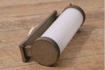 アンティーク照明　和製アンティーク　昭和中期　シンプルでレトロなウォールライト(壁掛け照明)(R-043828)