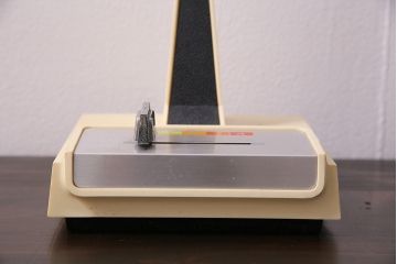 ビンテージ照明　昭和レトロ　1970年頃　レア!レトロ感たっぷりの卓上照明(デスクライト、スタンドライト)(R-043831)