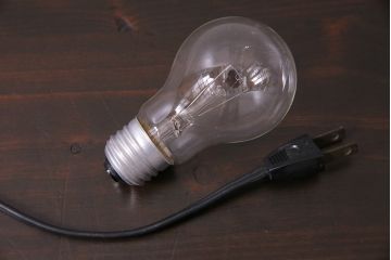 ビンテージ照明　昭和レトロ　1970年頃　レア!レトロ感たっぷりの卓上照明(デスクライト、スタンドライト)(R-043831)