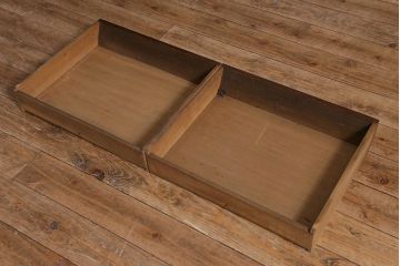 アンティーク家具　フランスアンティーク　ヴィクトリアン　マホガニー材　繊細なレリーフが見事なブックケース(本箱、収納棚、キャビネット、戸棚、カップボード)(R-043833)