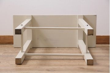 アンティーク家具　和製アンティーク　ペイント　昭和中期　ペイントの風合いが味わい深いサイドテーブル(コンソールテーブル)(R-043834)