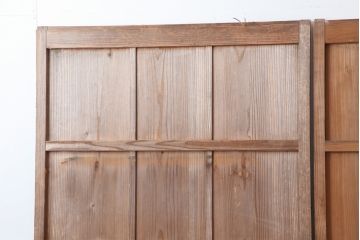 アンティーク建具　大正期　スギ材　日本らしい杉の木目が魅力の板戸2枚セット(建具、引き戸)(R-043839)
