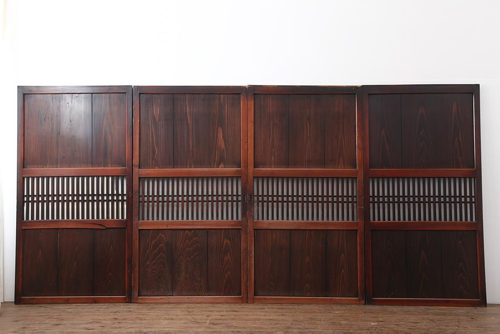アンティーク建具　明治期　深みのある色合いが魅力的な格子帯戸4枚セット(板戸、引き戸)(R-043841)