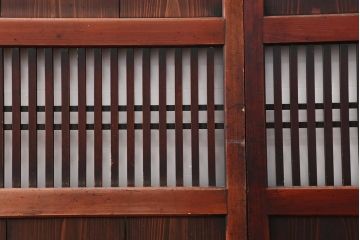 アンティーク建具　明治期　深みのある色合いが魅力的な格子帯戸4枚セット(板戸、引き戸)(R-043841)