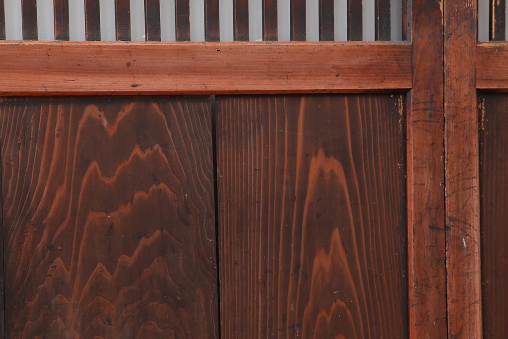 アンティーク建具　明治期　深みのある色合いが魅力的な格子帯戸4枚セット(板戸、引き戸)(R-043841)