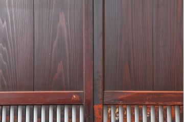 アンティーク建具　明治期　深みのある色合いが魅力的な格子帯戸4枚セット(板戸、引き戸)(R-043841)