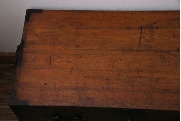 アンティーク家具　和製アンティーク　明治大正期　和の趣あふれる重ね箪笥(和箪笥、衣装箪笥、引き出し)(R-043842)