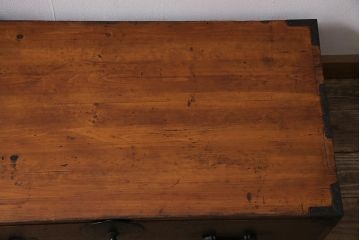 アンティーク家具　和製アンティーク　明治大正期　和の趣あふれる重ね箪笥(和箪笥、衣装箪笥、引き出し)(R-043842)