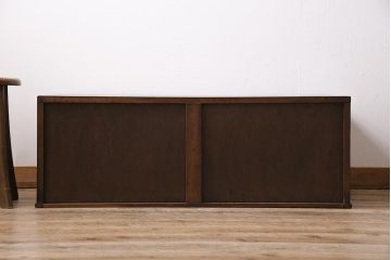 アンティーク家具　和製アンティーク　昭和初期　楢(ナラ)材　どこか懐かしい雰囲気漂うテレビ台(ローボード、ローチェスト)(R-043843)