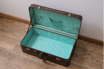 アンティーク雑貨　昭和初期　凝ったデザインがお洒落なトランク(鞄、カバン、収納、ディスプレイ)(R-043844)
