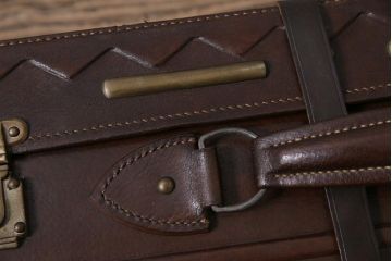 アンティーク雑貨　昭和初期　凝ったデザインがお洒落なトランク(鞄、カバン、収納、ディスプレイ)(R-043844)