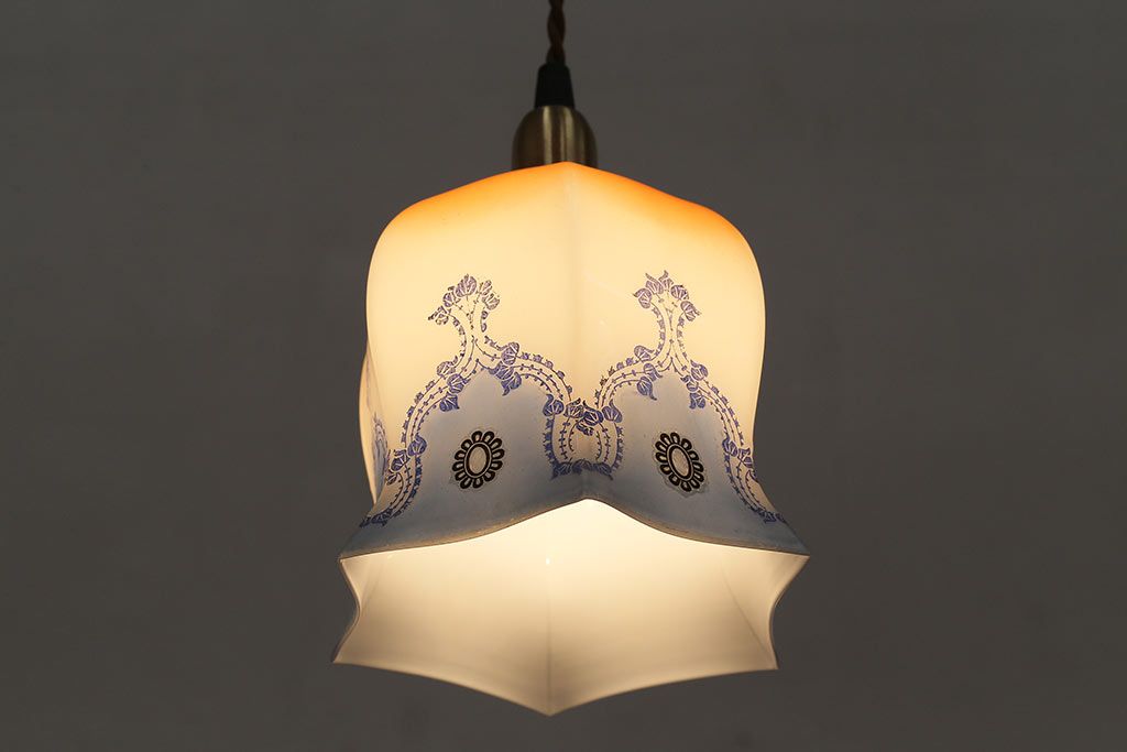 ヴィンテージ照明　イギリスビンテージ　パッと目を惹く個性あふれるペンダントライト(吊り下げ照明、シェード)(R-043861)