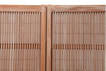 アンティーク建具　昭和中期　腰板ケヤキ材　裏障子付きの格子戸4枚セット(建具、ガラス帯戸、引き戸)(R-043866)