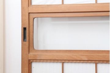 アンティーク建具　昭和中期　腰板ケヤキ材　裏障子付きの格子戸4枚セット(建具、ガラス帯戸、引き戸)(R-043866)