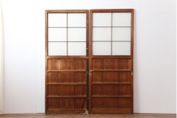アンティーク建具　昭和初期　レトロスタイルにおすすめのガラス障子戸2枚セット(腰付障子、腰高障子、建具、引き戸)(R-043867)