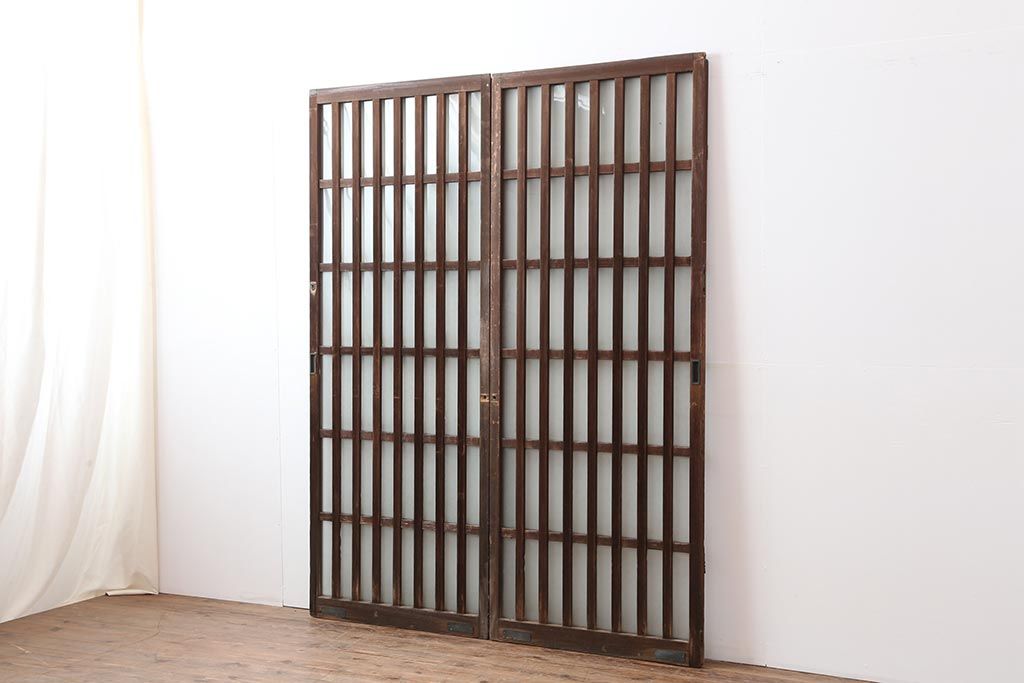 アンティーク建具　昭和中期　すりガラス入りのガラス格子戸2枚セット(建具、引き戸)(R-043869)