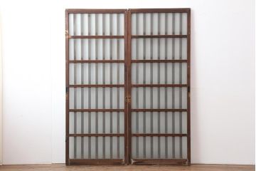アンティーク建具　昭和中期　すりガラス入りのガラス格子戸2枚セット(建具、引き戸)(R-043869)