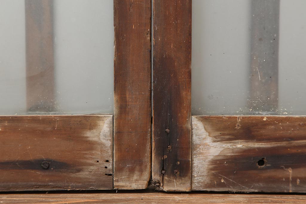 アンティーク建具　昭和中期　すりガラス入りのガラス格子戸2枚セット(建具、引き戸)(R-043869)