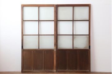 アンティーク建具　昭和初期　レトロな佇まいが魅力のガラス戸2枚セット(建具、引き戸)(R-043870)
