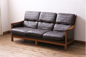 ヴィンテージ家具　オールドマルニ　maruni(マルニ木工)　スタイリッシュなデザインのソファ(3人掛け、三人掛け、ビンテージ)(R-043893)