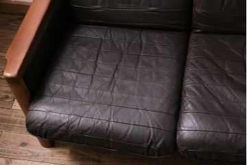 ヴィンテージ家具　オールドマルニ　maruni(マルニ木工)　スタイリッシュなデザインのソファ(3人掛け、三人掛け、ビンテージ)(R-043893)