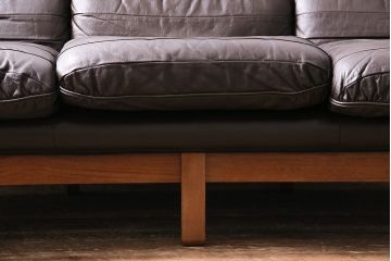 ヴィンテージ家具　オールドマルニ　maruni(マルニ木工)　スタイリッシュなデザインのソファ(3人掛け、三人掛け、ビンテージ)(R-043893)