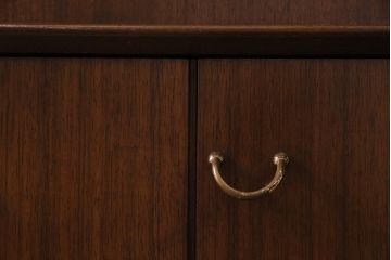 ヴィンテージ家具　北欧ビンテージ　G-PLAN　BBシリーズ　スタイリッシュなデザインのサイドボード(リビングボード、収納棚)(R-043894)