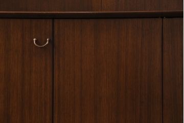 ヴィンテージ家具　北欧ビンテージ　G-PLAN　BBシリーズ　スタイリッシュなデザインのサイドボード(リビングボード、収納棚)(R-043894)