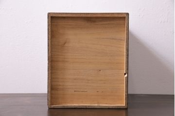 アンティーク家具　和製アンティーク　昭和初期　桐材　渋い和の雰囲気が魅力的な小引き出し(小物収納、卓上収納)(R-043905)