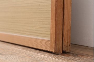 レトロ建具　昭和後期　レトロガラス入り　升格子の障子戸2枚セット(引き戸、ガラス帯戸)(R-043907)