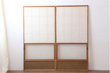レトロ建具　昭和後期　レトロガラス入り　升格子の障子戸2枚セット(引き戸、ガラス帯戸)(R-043907)