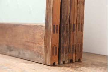 アンティーク建具　昭和後期　レトロガラス入り　シンプルなデザインのガラス戸4枚セット(引き戸)(R-043908)