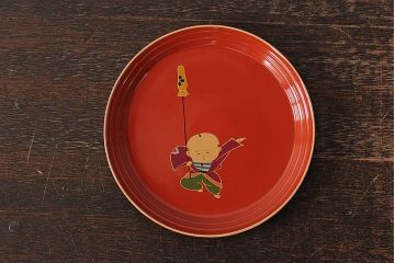 昭和初期　木製　武家奉公人が描かれたレトロな菓子器セット(菓子鉢、菓子皿、箸、楊枝、漆器)(R-043918)