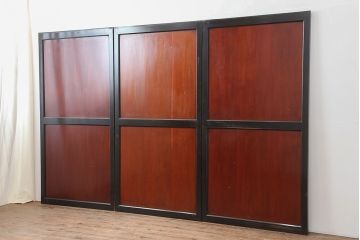 アンティーク建具　明治大正期　上品な和の雰囲気作りにおすすめの板戸3枚セット(帯戸、引き戸)(R-043919)