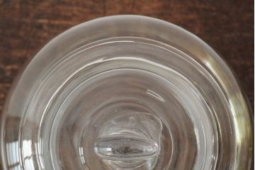 レトロ雑貨　昭和レトロ　蓋付き　おしゃれなディスプレイにおすすめなガラスビン(ガラス瓶、キャニスター)(R-043921)