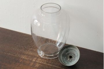 レトロ雑貨　昭和レトロ　縦長のフォルムが可愛らしい地球瓶(ガラス瓶、ガラスビン)(R-043922)