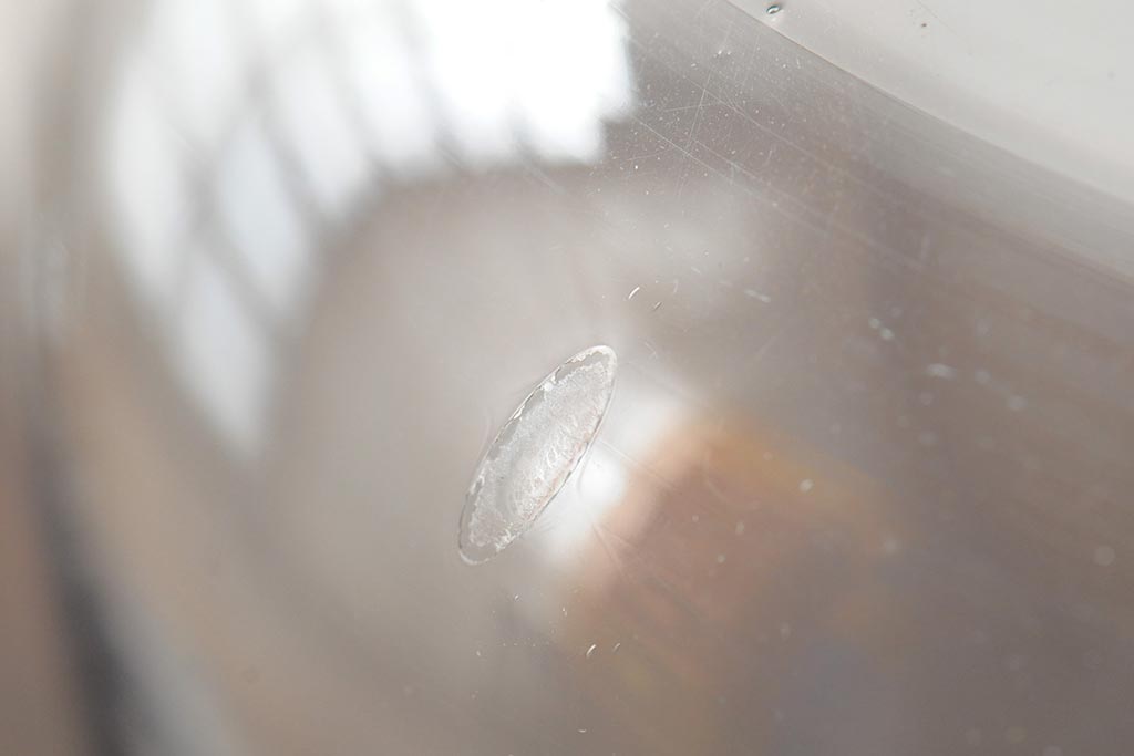 レトロ雑貨　昭和レトロ　蓋がおしゃれな可愛らしい地球瓶(ガラス瓶、ガラスビン)(R-043924)