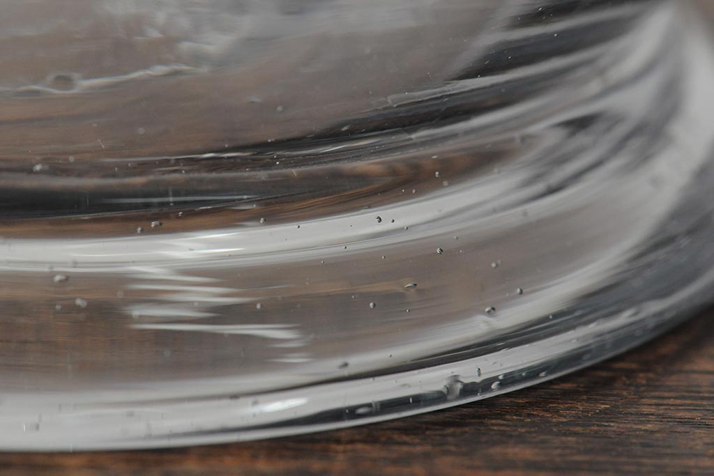 レトロ雑貨　昭和レトロ　蓋がおしゃれな可愛らしい地球瓶(ガラス瓶、ガラスビン)(R-043924)