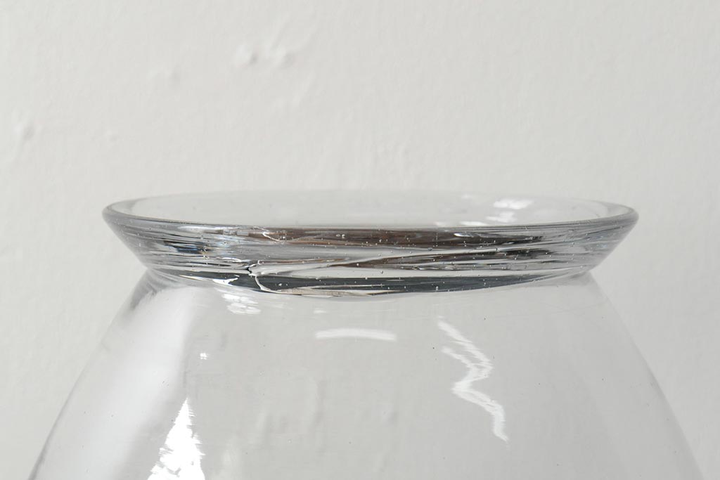 レトロ雑貨　昭和レトロ　蓋がおしゃれな可愛らしい地球瓶(ガラス瓶、ガラスビン)(R-043924)