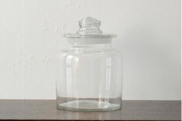 レトロ雑貨　昭和レトロ　蓋付き　おしゃれなディスプレイにおすすめなガラスビン(ガラス瓶、キャニスター)(R-043926)