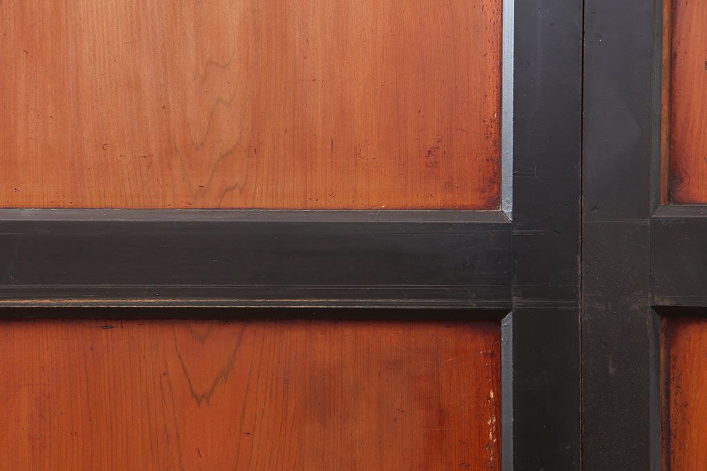 アンティーク建具　明治大正期　上品な和の雰囲気作りにおすすめの板戸4枚セット(帯戸、引き戸)(R-043927)