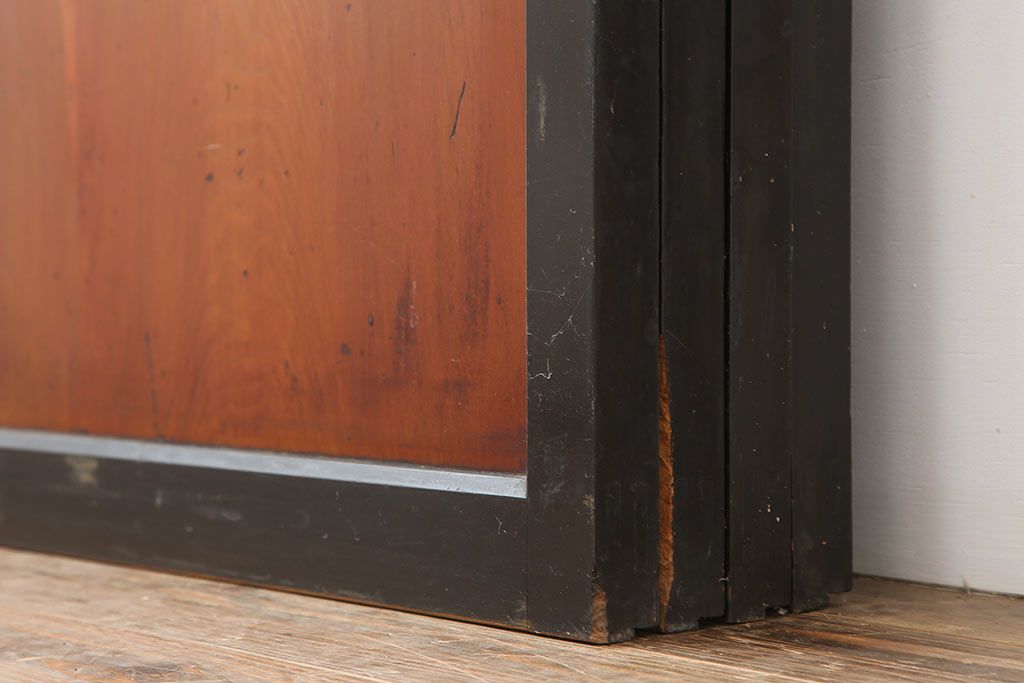 アンティーク建具　明治大正期　上品な和の雰囲気作りにおすすめの板戸4枚セット(帯戸、引き戸)(R-043927)