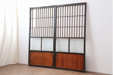アンティーク建具　明治大正期　レトロガラス入り　格子入り障子戸2枚セット(引き戸、ガラス帯戸)(R-043930)