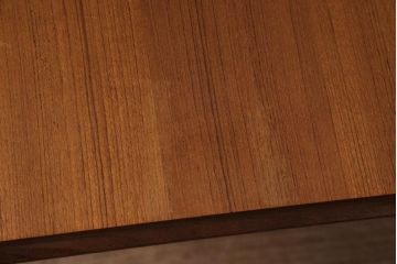 ヴィンテージ家具　G-PLAN(ジープラン)　FORM FIVE　チーク材製　スタイリッシュな佇まいのウォールユニット(キャビネット、収納棚、戸棚、飾り棚、ビンテージ)(R-043949)